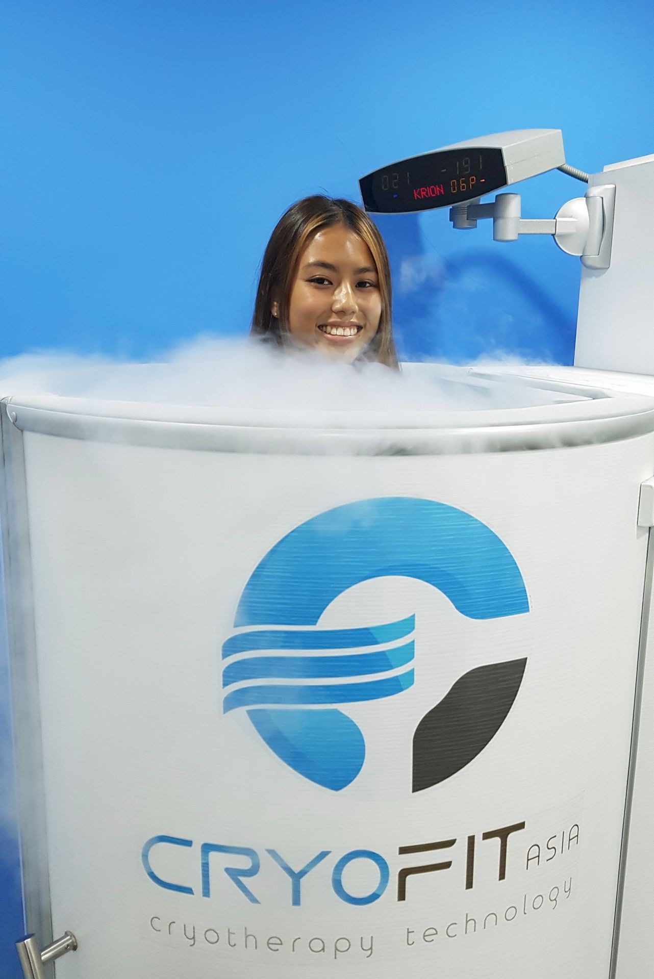 Young lady doing whole body cryotherapy